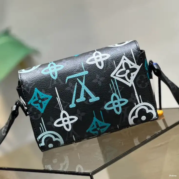 LV Bag 2211YA0005 0511
